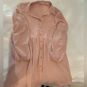 Peach love button up dress barley worn